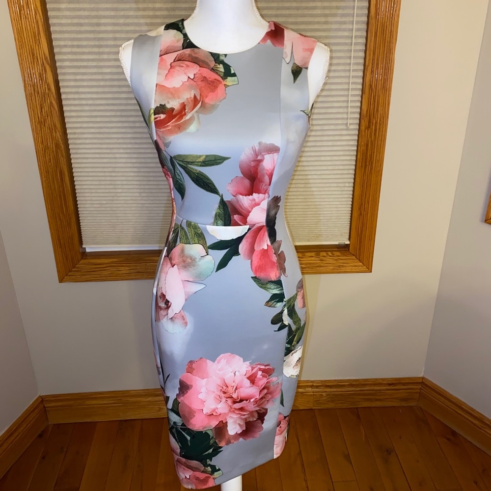 Floral bodycon Dress
